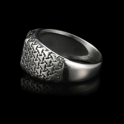 SCHWARZER TRESOR